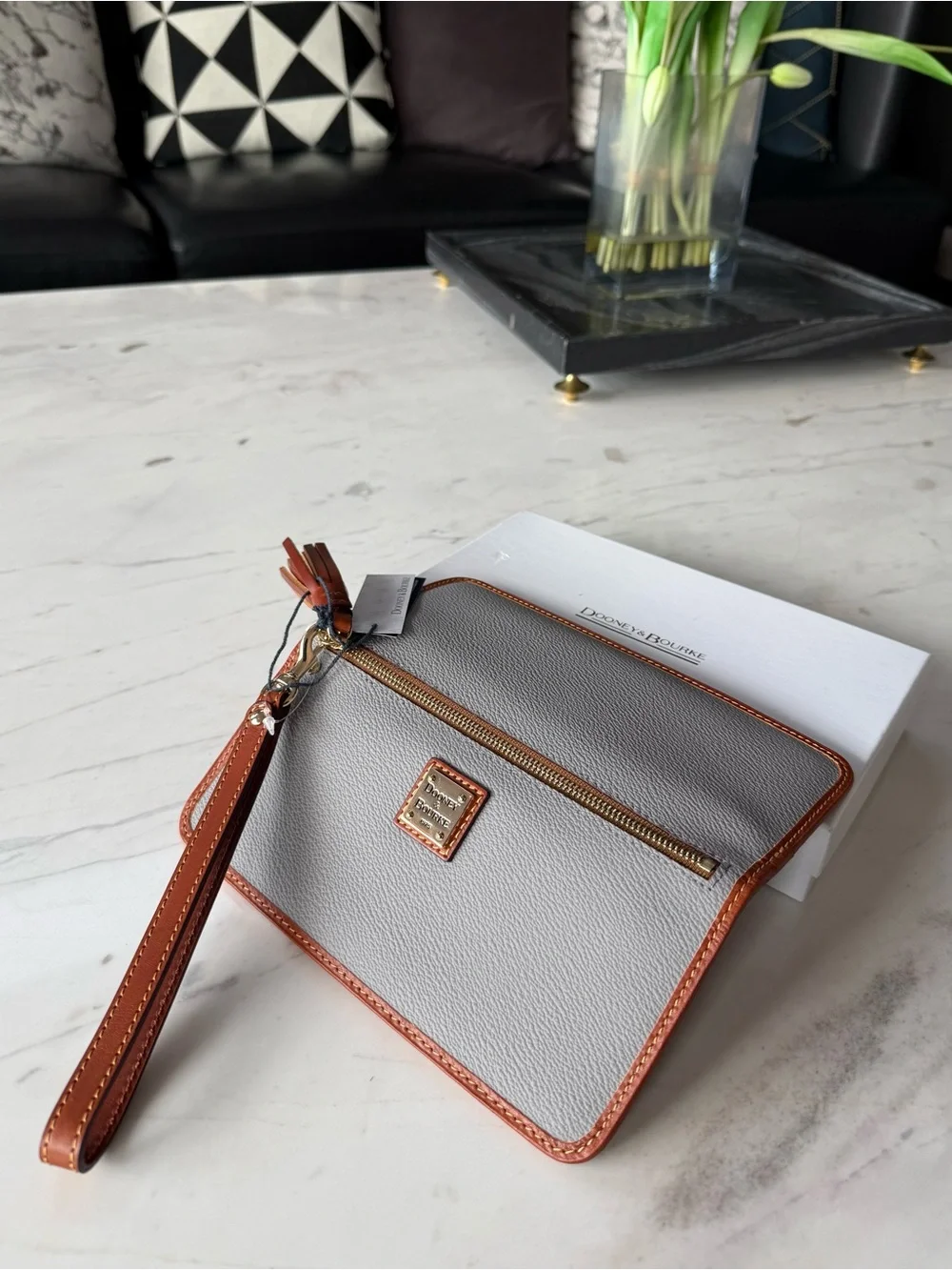 New Dooney & Bourke Kirby Tatum Leather Wristlet Wallet Clutch - Picture 7 of 16